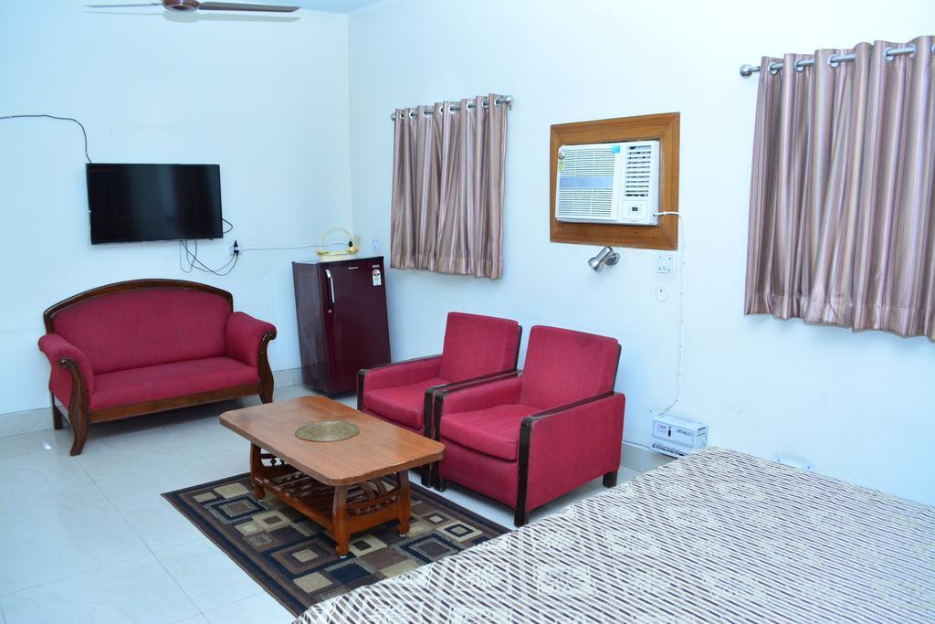 Blue Triangle Family Guest house